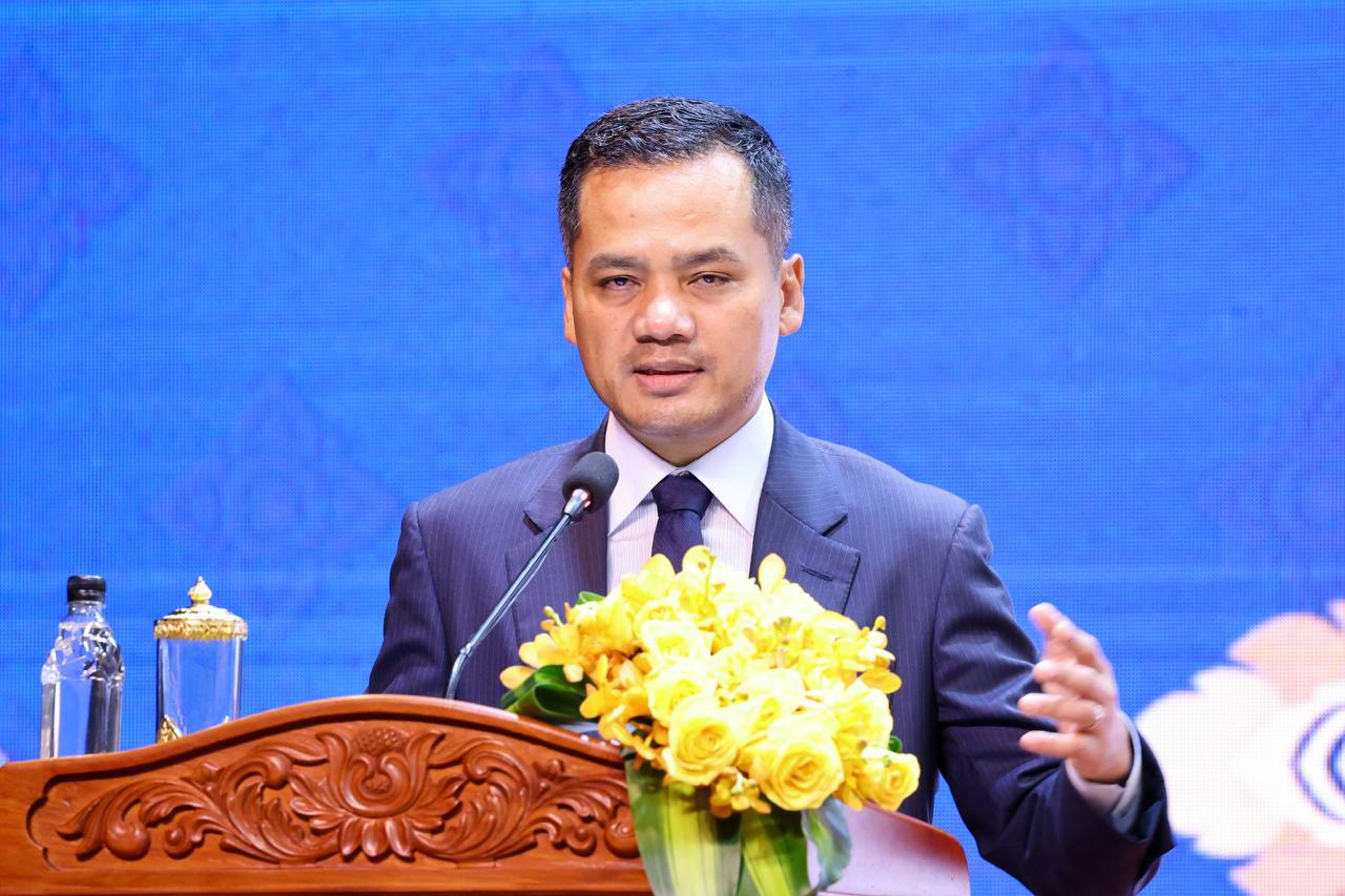 ឯកឧត្តមអភិសន្តិបណ្ឌិត ស សុខា រំលេចពីការប្ដេជ្ញាចិត្តជំរុញកំណើនស្រ្តីក្នុងមុខតំណែង ទាំងនៅថ្នាក់ក្រសួង និងរដ្ឋបាលដែនដីថ្នាក់ក្រោមជាតិ